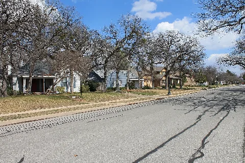 Oakhurst Historic District