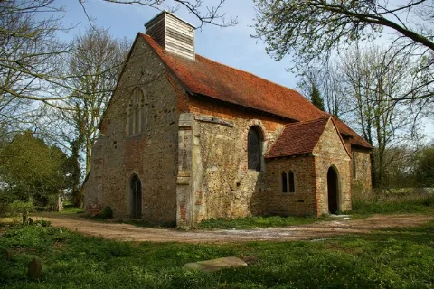 Old St Peter Geograph.org.uk 390738