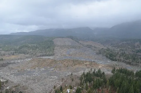 Oso Mudslide 29 March 2014 Aerial View 1