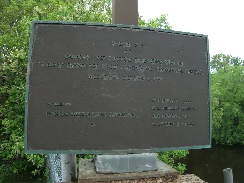 Pembroke Hydro Plaque