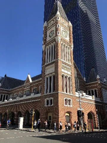 Perth Town Hall (Exterior)