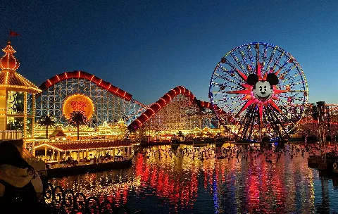 Pixarpiersunset2019 (Cropped)