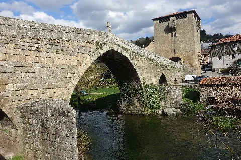 Ponte E Torre De Ucanha6