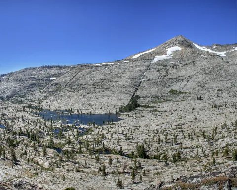 Pyramidlake