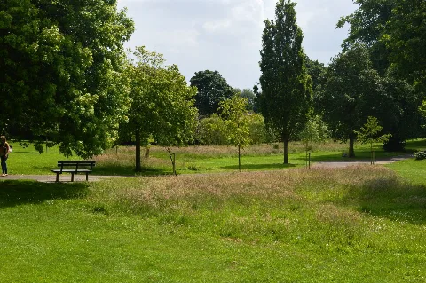 Queens Park (Geograph 4037848)
