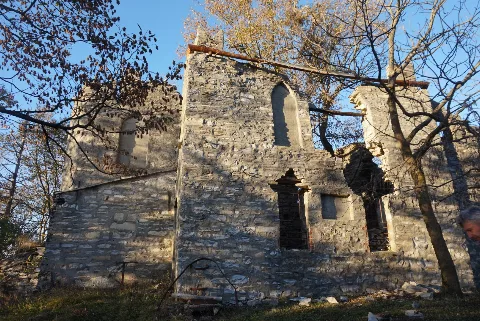 Quel Che Resta Di Castel D'ardona