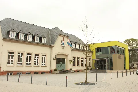 Rambrouch Town Hall 2015 05