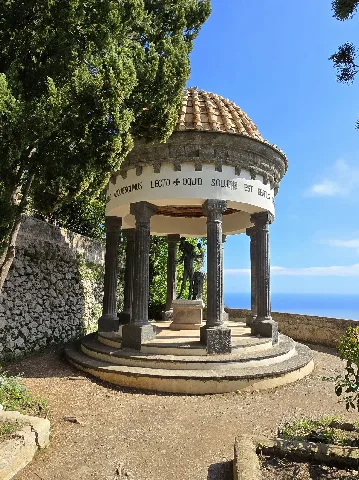 Ravello Villa Cimbrone Bacchus Temple 20240505 160135