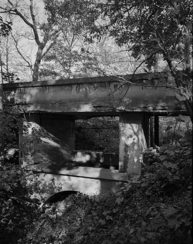 Ravine Bluffs Development Bridge, Cropped, (Haer, Ill, 16 Glenc, 3 7)