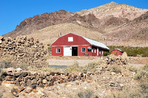 Red Barn At Bullfrog