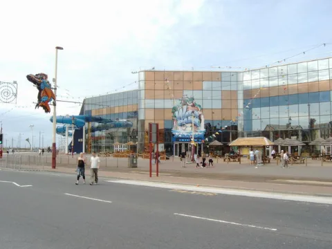 Sandcastle Water Park, Blackpool Geograph.org.uk 497162