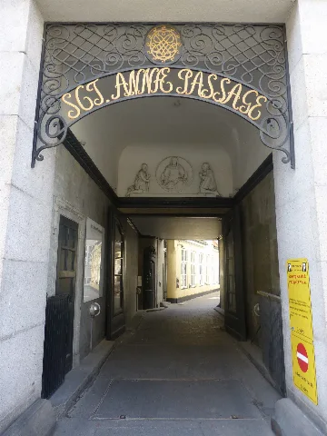 Sankt Annæ Passage 7