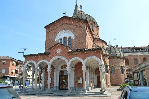 Santuario Madonna Della Moretta (Alba)