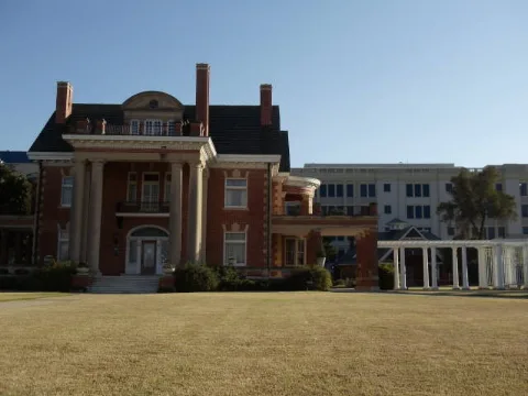 Scott House2