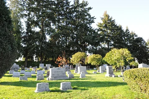 Seattle Hills Of Eternity Cemetery 02