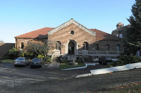 Seattle Queen Anne Columbarium 01