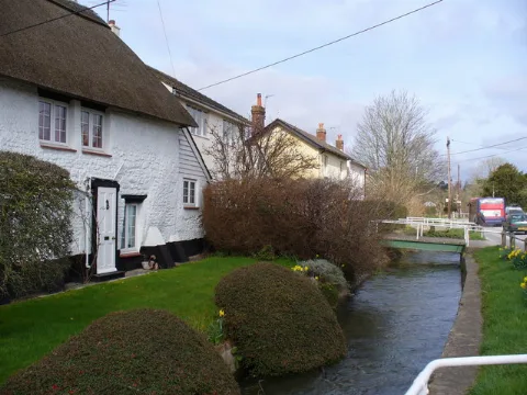 Shrewton, High Street River Till Geograph.org.uk 362120