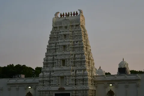 Srilakshmitemple Pic1