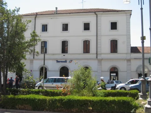 Stazione Di Termoli