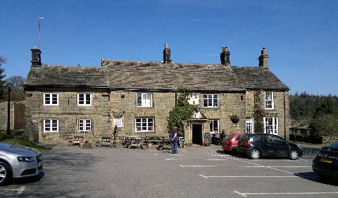 Strines Inn Geograph.org.uk 2874315