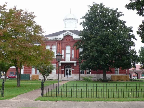 Sumtercountyalabamacourthouselivingstonalabama