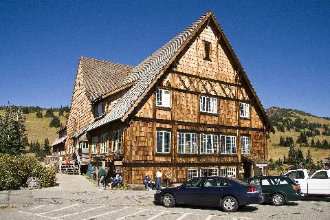Sunrise Lodge 1