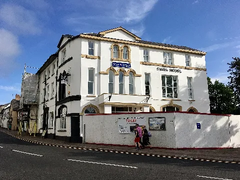 Swan Hotel, Abergavenny, August 2018