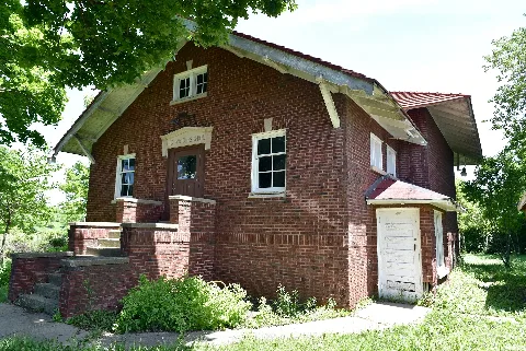 The Big Woods School