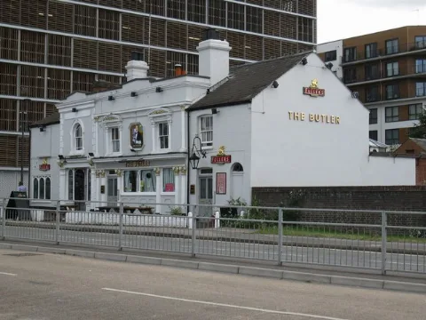 The Butler, Chatham Street Geograph.org.uk 1472870