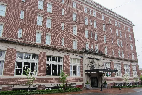 The George Washington Hotel, Winchester, Virginia