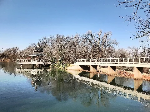 The Little Bridge And Damn (25169888858)
