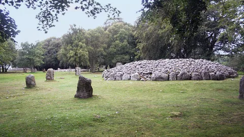 The Three Clava Cairns Geograph.org.uk 551803 Cropped