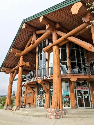 The Williams Lake Visitor Center (48760069543)
