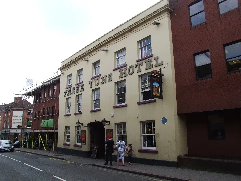 Three Tuns Hotel, Sutton Coldfield Geograph.org.uk 4097077