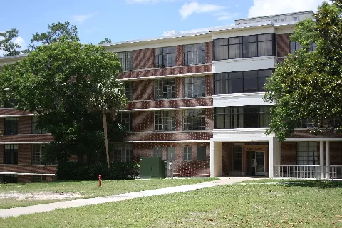 Uf Rikerhall