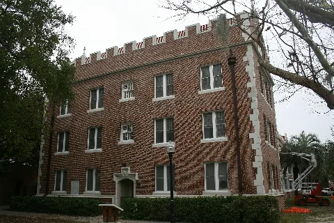 Ufhistoricbuildingthomashall