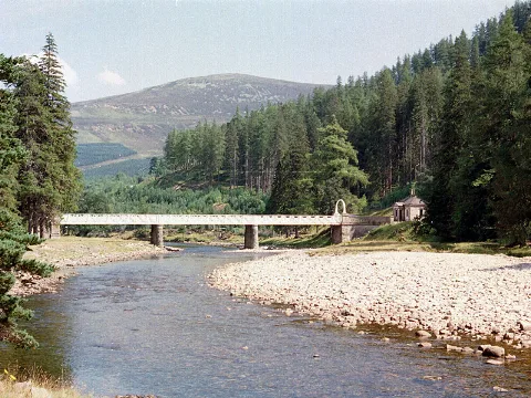 Victoria Bridge (1995)