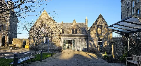Wardlaw Museum
