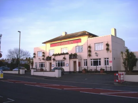 Waterside Inn, Three Beaches Geograph.org.uk 361320
