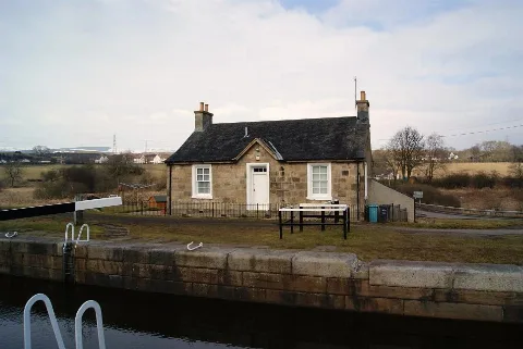 Wyndford Lock Keeper's Cottage Geograph.org.uk 1740565