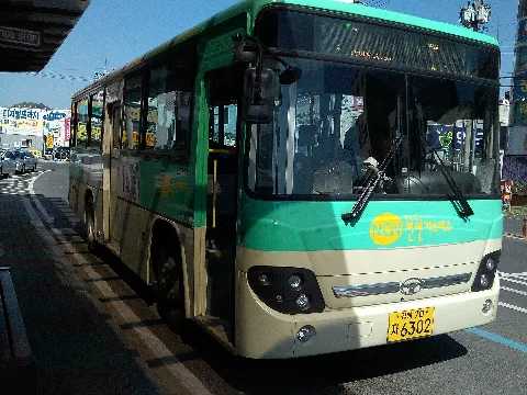 Yeongcheonbus 1Front