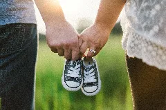 Baby Shoes (Unsplash)