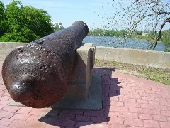 Br Arsenal Cannon