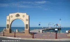 Brighton Arch Panoramio