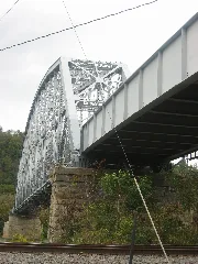 Brownsville Bridge, Underside