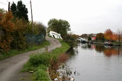 Bulls Bridge, Grand Union Canal, Hayes, Middlesex Geograph.org.uk 339605