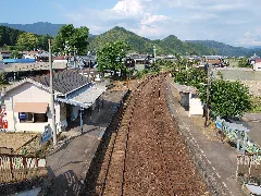 Iyo Miyanoshita Station 01