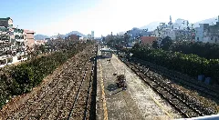 Korail Gyeongjeon Line Jinyeong Station Platform2