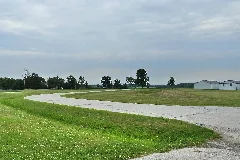 Tillsonburg Airport Driveway