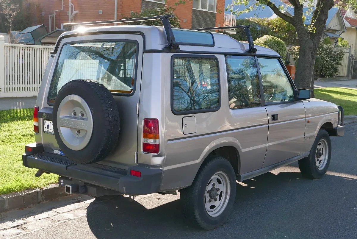 1993 Land Rover Discovery V8I 3 Door Wagon (2015 08 15) 03